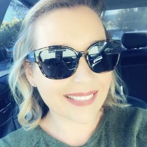 Meet your Posher, Angela